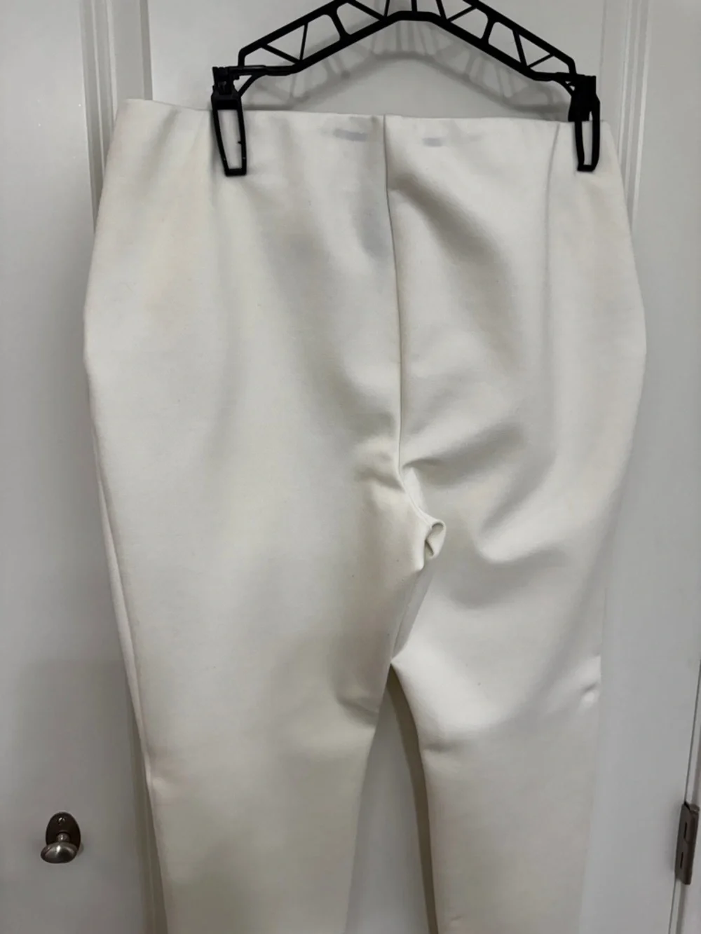 Black Label by Chico's Cream Ponte Pull-On Pants with Gold Zipper Pockets